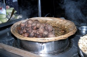 里芋の蒸し物＠台北屋台食べ歩き
